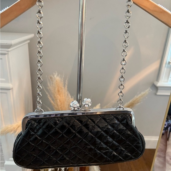 Guess Black Patent Leather Quilted Chain Bag - Picture 4 of 6